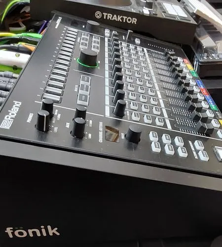 Fonik Original stand Roland MX-1 TR-8 MDF