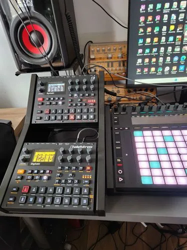 Fonik Original stand 2x Digitone Digitakt Syntakt 2 étages