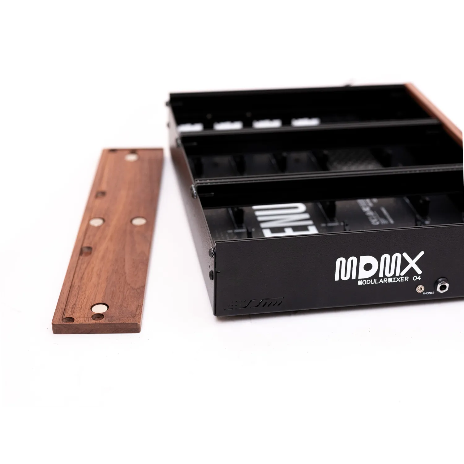 Menura Audio MDMX 04 Case boîtier de mixeur modulaire