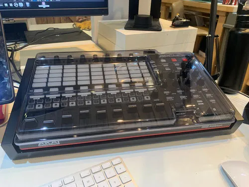 Fonik Original Stand Akai APC40 MK2 MDF satiné